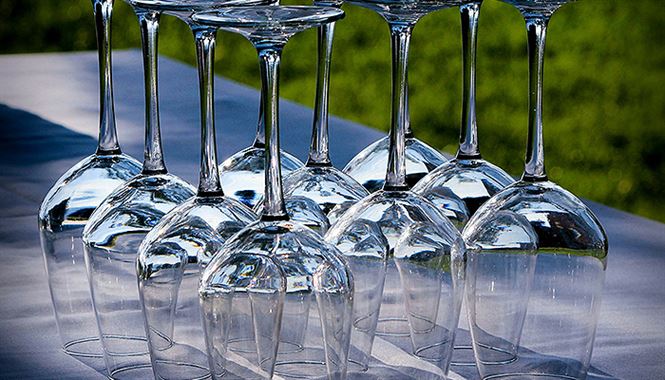 Lavabicchieri bar: 3 consigli per bicchieri impeccabili